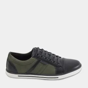 Center Low Top Sneaker