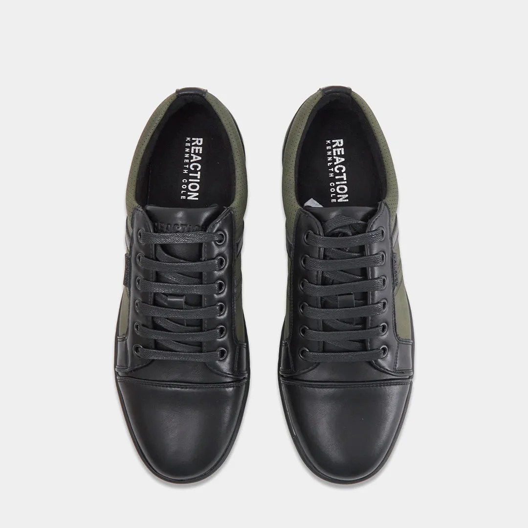 Center Low Top Sneaker