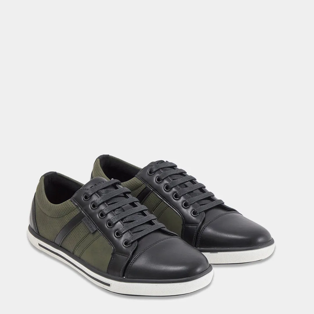 Center Low Top Sneaker
