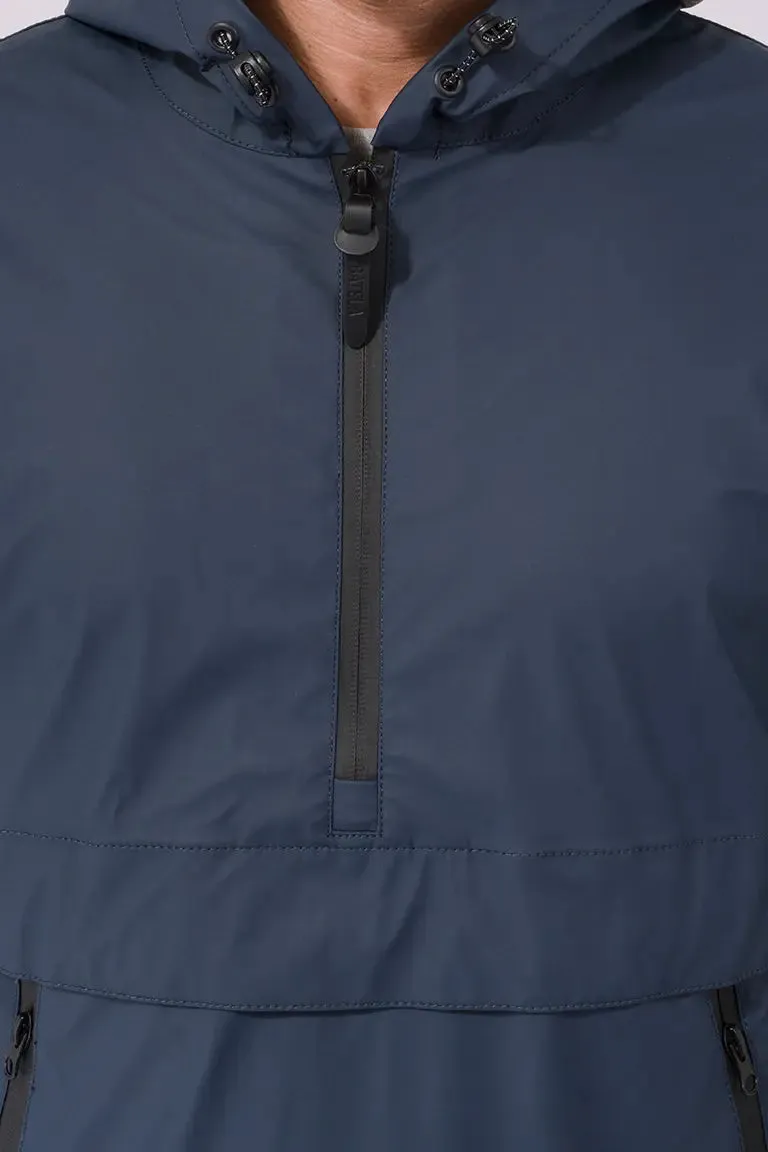 Chubasquero o impermeable corto ligero