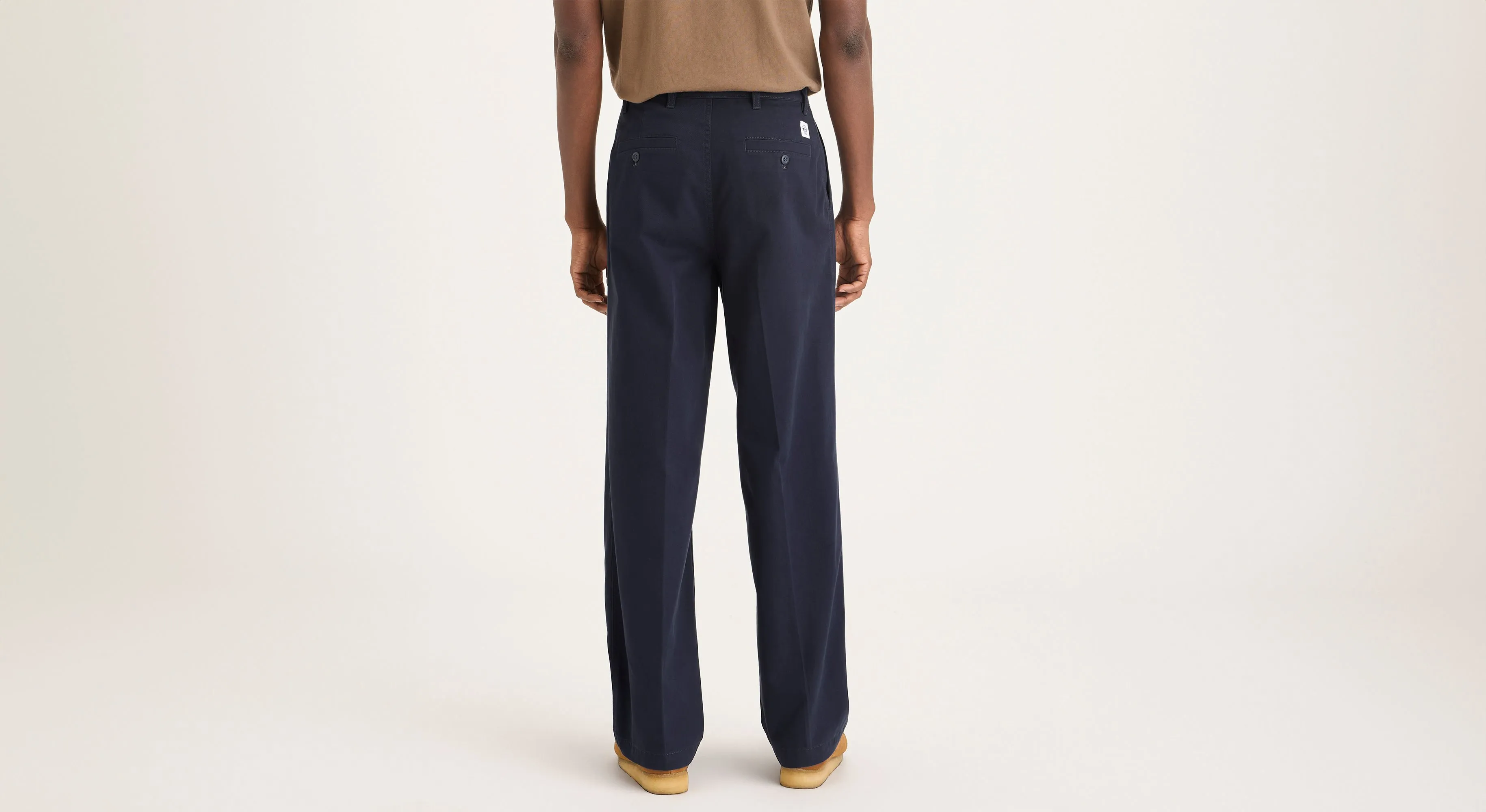 Men's Loose Fit Eighty-Six Original Pleated Chino Pants